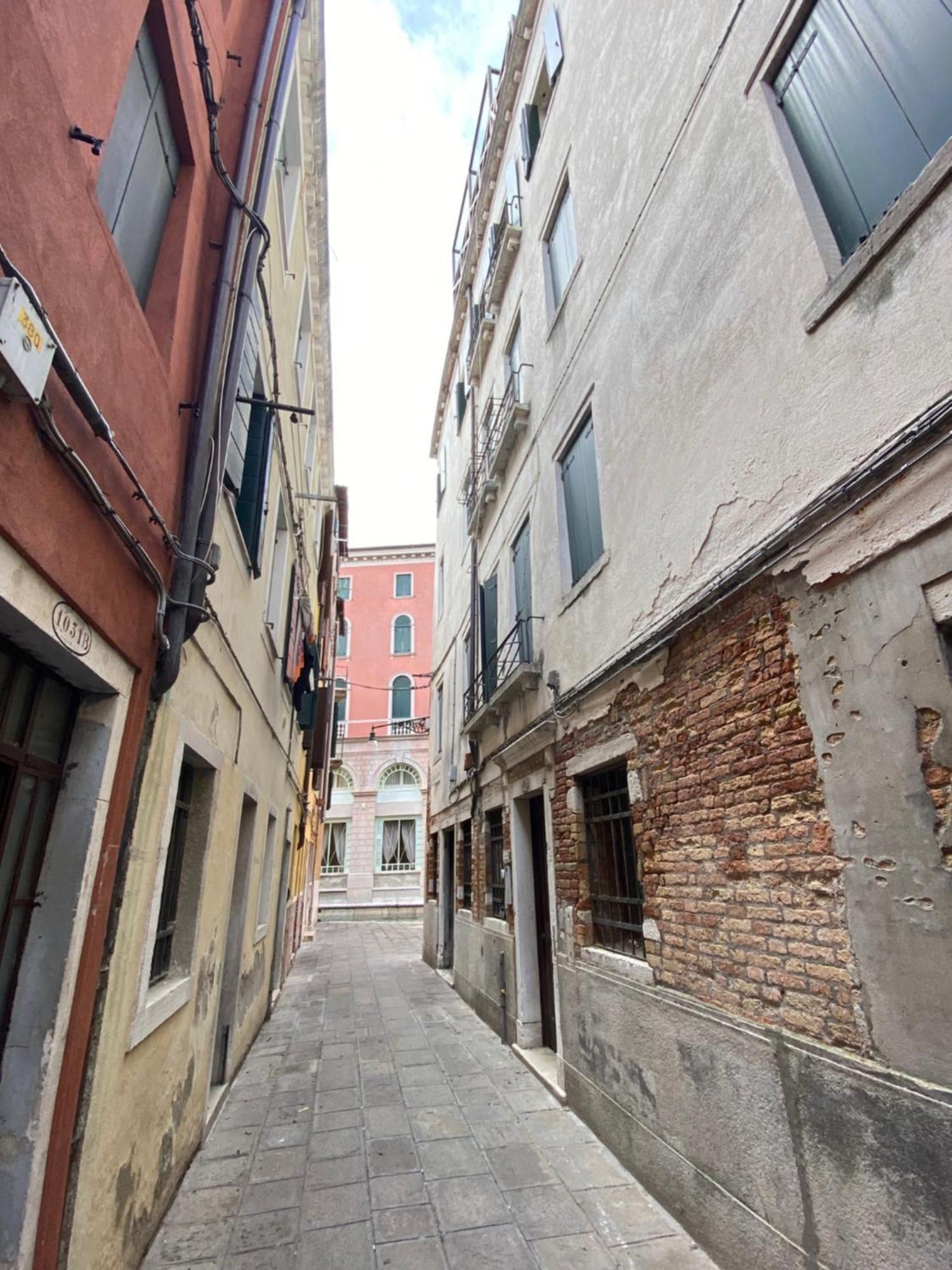 Ca' Laura - San Marco Canal View البندقية المظهر الخارجي الصورة